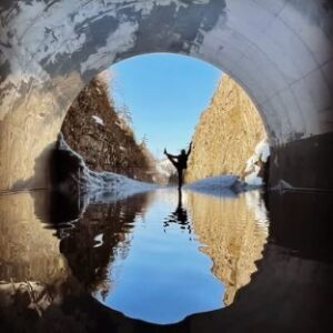 清津峡トンネル パノラマステーション ヨガポーズ 新潟観光